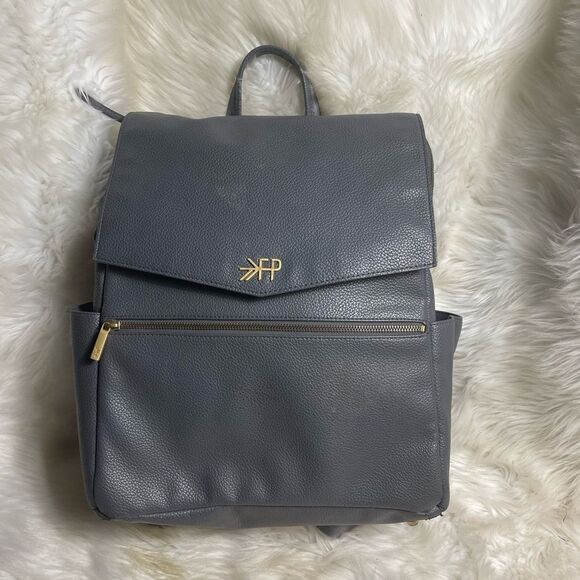 Freshly Picked Diaper Bag convertible backpack Synthetic Gray brass hardwares. - Picture 2 of 15